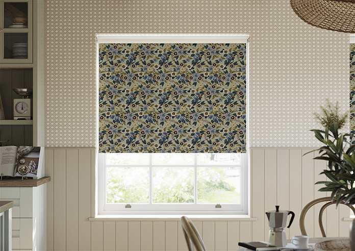 Eliana, Trusts - Roller Blind - Image 3